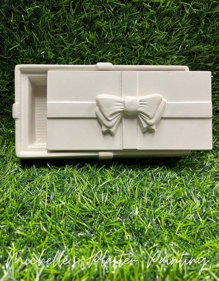 Rectangle Bow Trinket
